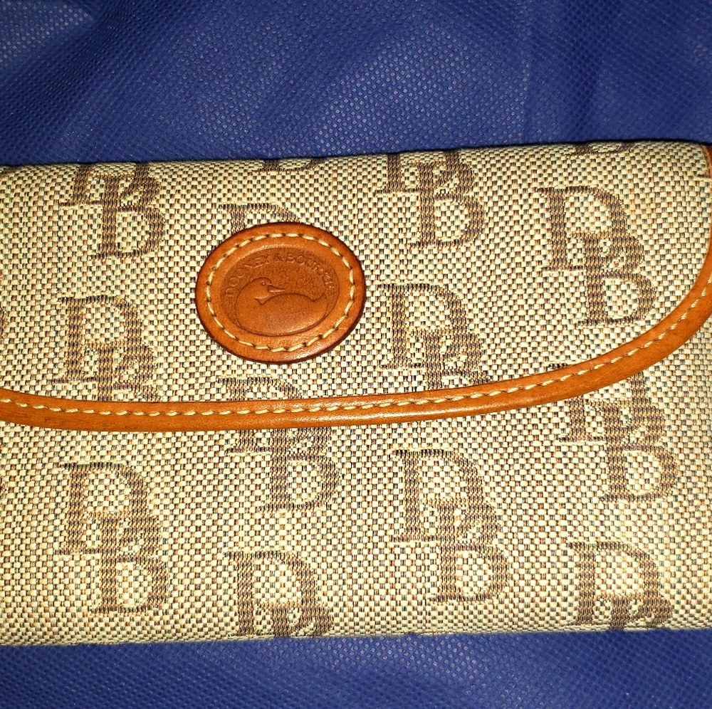 Dooney & Bourke Vintage Wallet